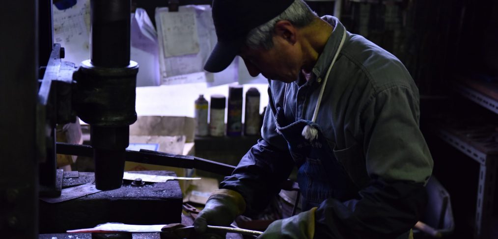 Katsushige Anryu Artisan Knife maker