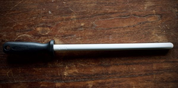 Ceramic honing rod