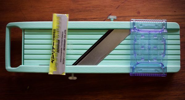 Slicer for vegetables